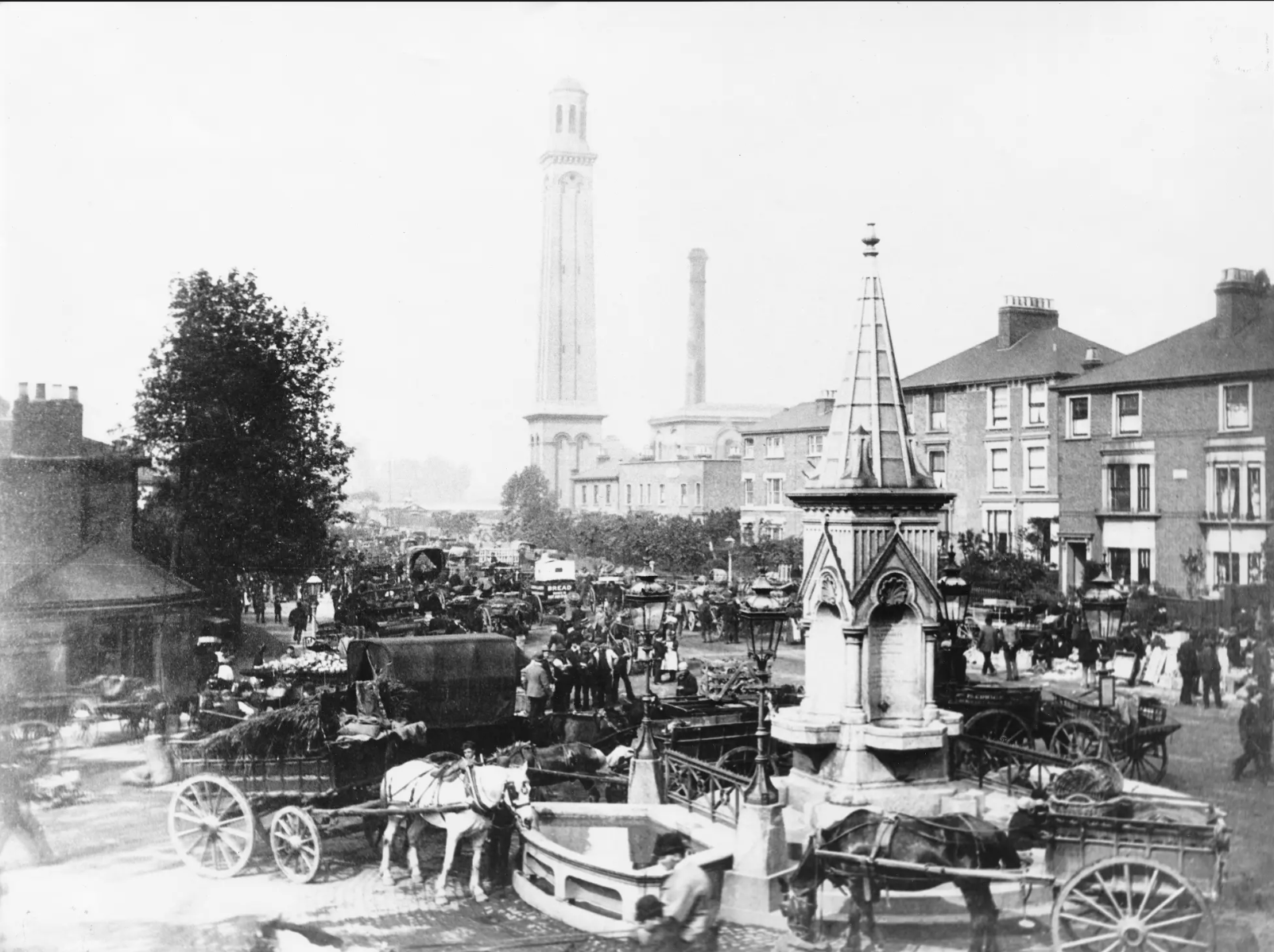 1900 brentford fountain w bridge approach from lmwands